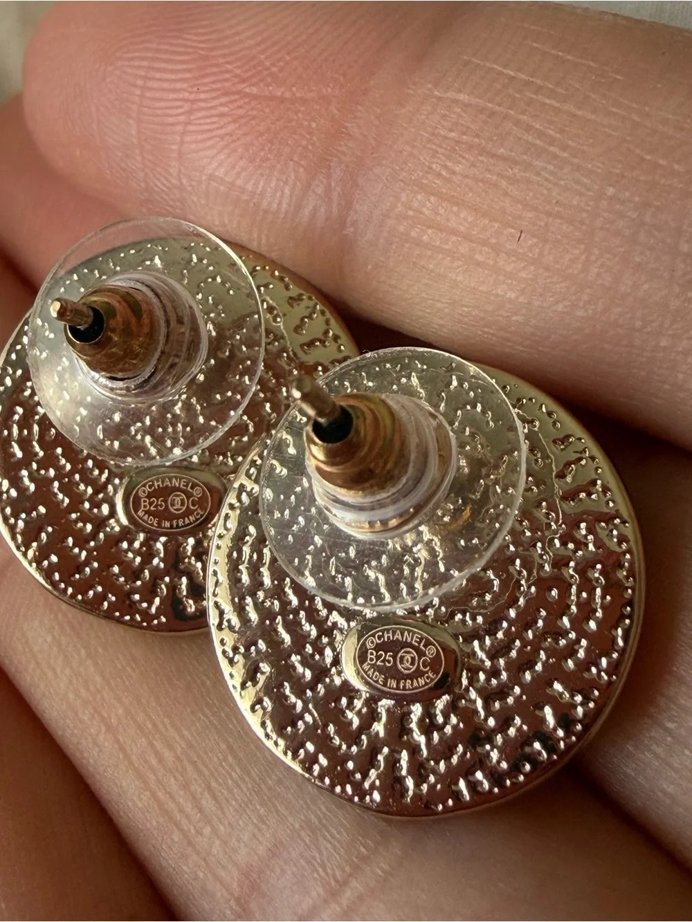 CHANEL Gold Round Interlocking CC Button Earrings